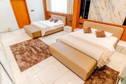 Sulthan Bathery Hotel | AE Tower Platinum Retreat