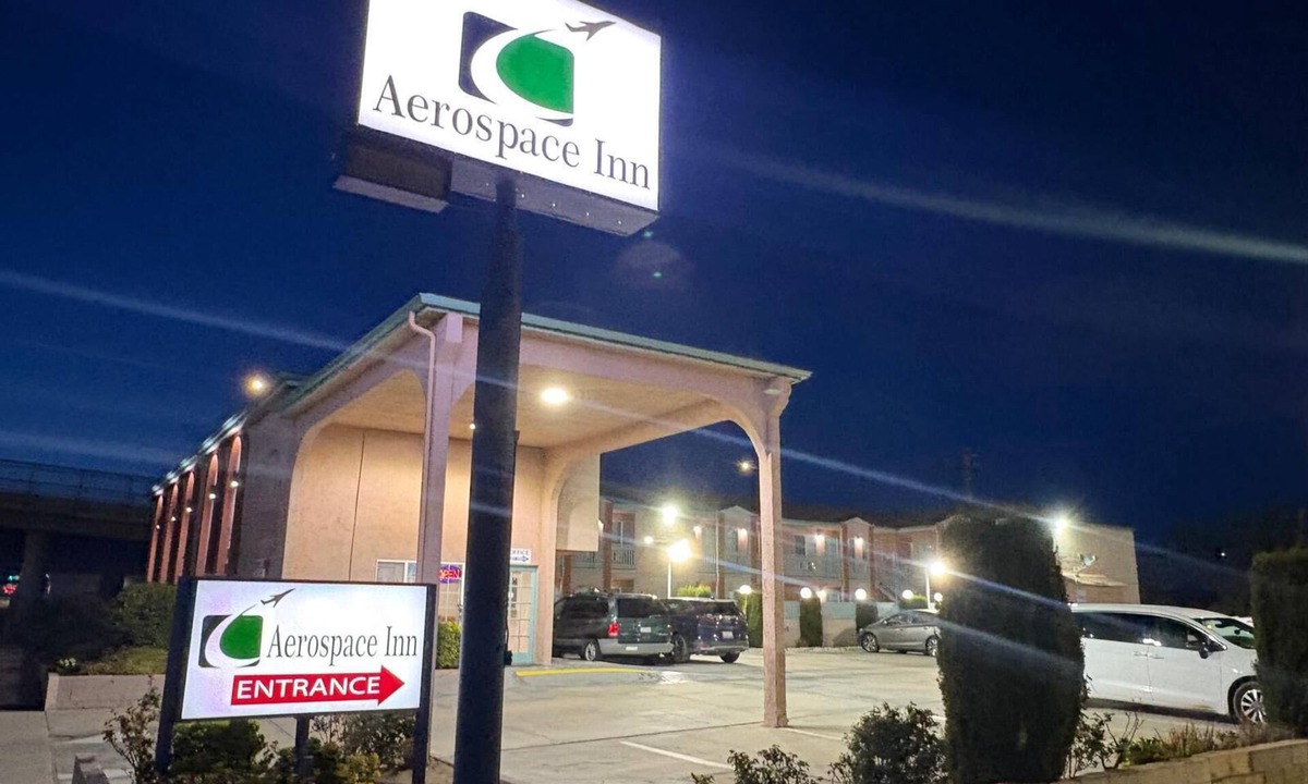Mojave Hotel | Aerospace Inn