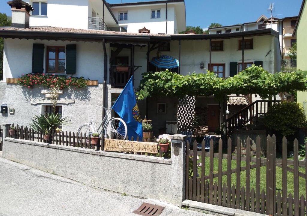 Montenars House | Affittacamere cuarnan