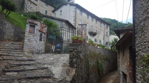 Convalle House | Affittacamere Ferrari