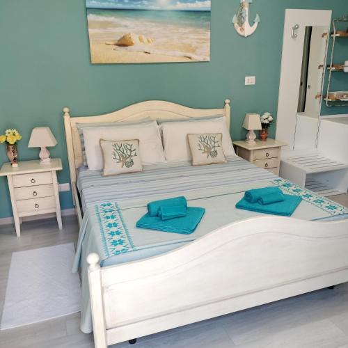 Castelsardo Historic Centre House | Affittacamere LiKele