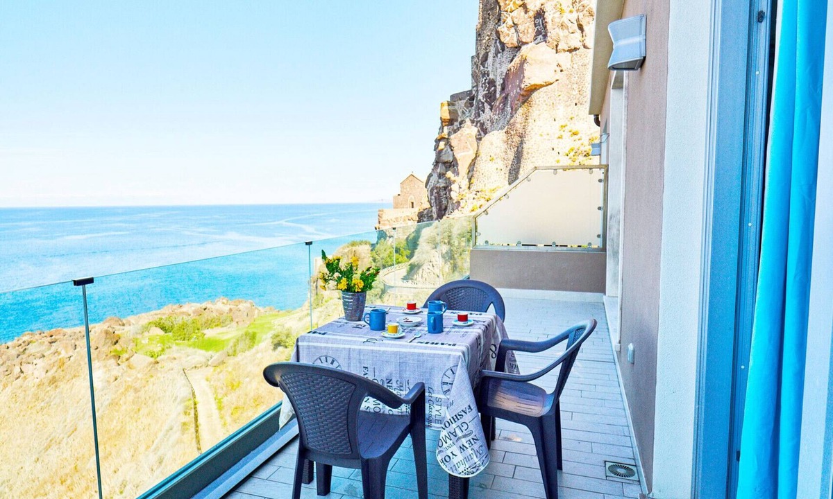 Castelsardo Historic Centre Apartment | Affittimoderni Castelsardo The Miramare