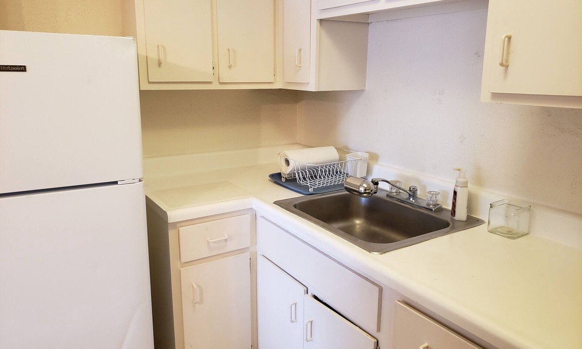 Casselberry Condo | Affordable Convenient Pet-friendly family space