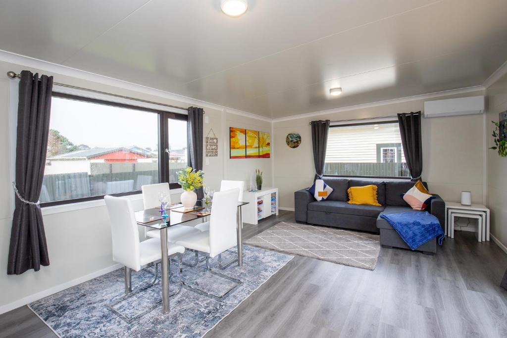 Westport House | Affordable Modern Accommodation