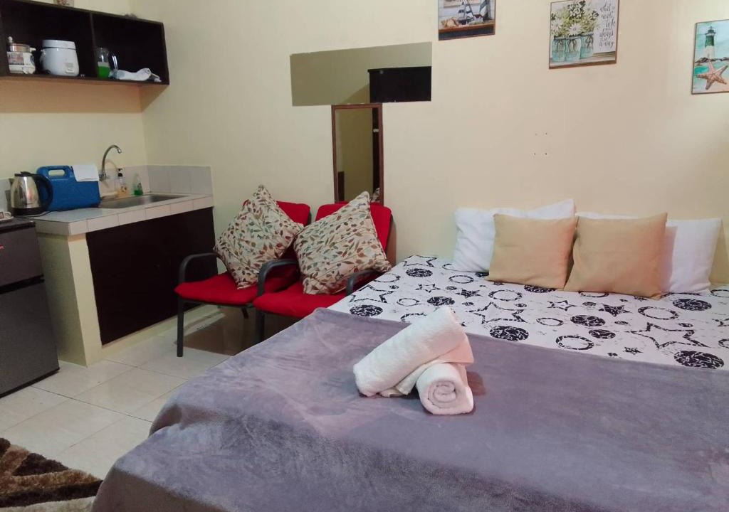 Taytay Apartment | Affordable Staycation along Ortigas Extension