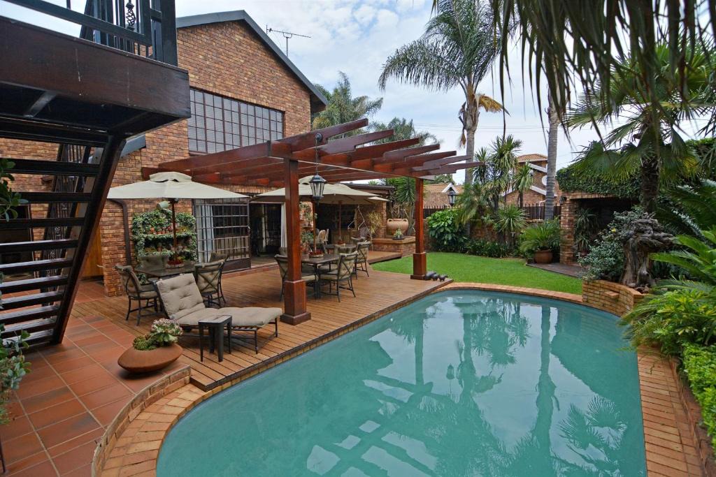 Zwartkop House | Africa House Accommodation