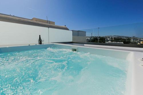 Messaria Villa | Ageri Suite