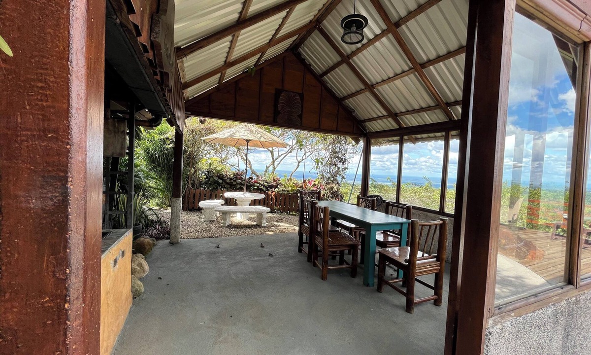 Florencia Cabin | Agradable Cabaña de Montaña - El Laurel