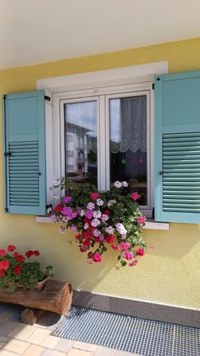 Brez House | Agritur Belsogno B&B