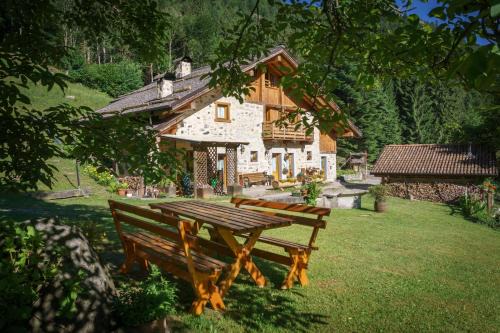 Valdaone House | Agritur Manoncin