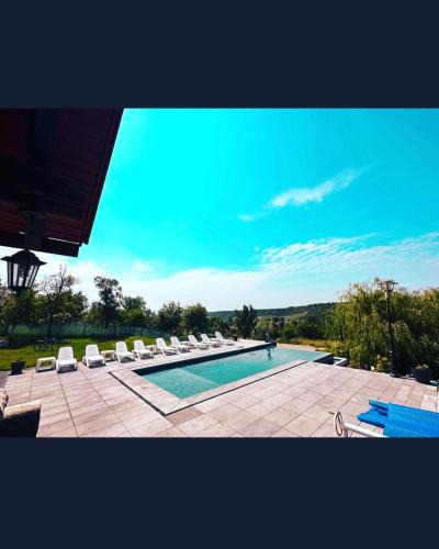 Mesentea House | Agropensiunea Colev