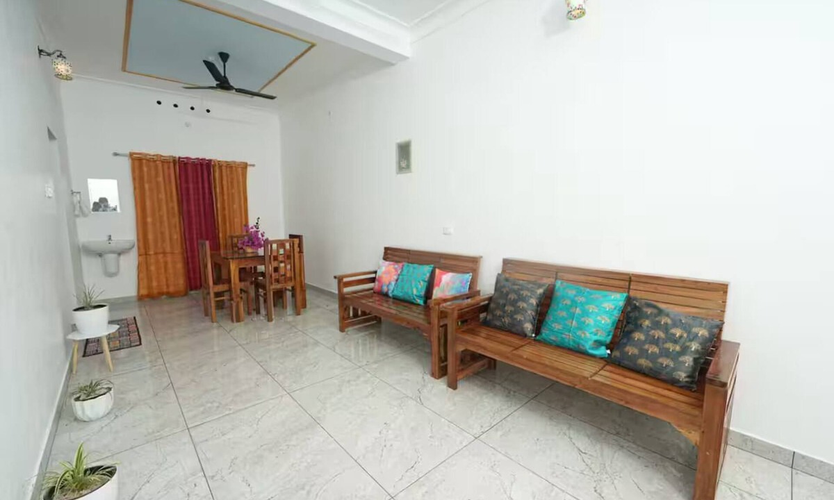 Varkala Villa | Air-conditioned Orchid 2 BHK beach Appartment