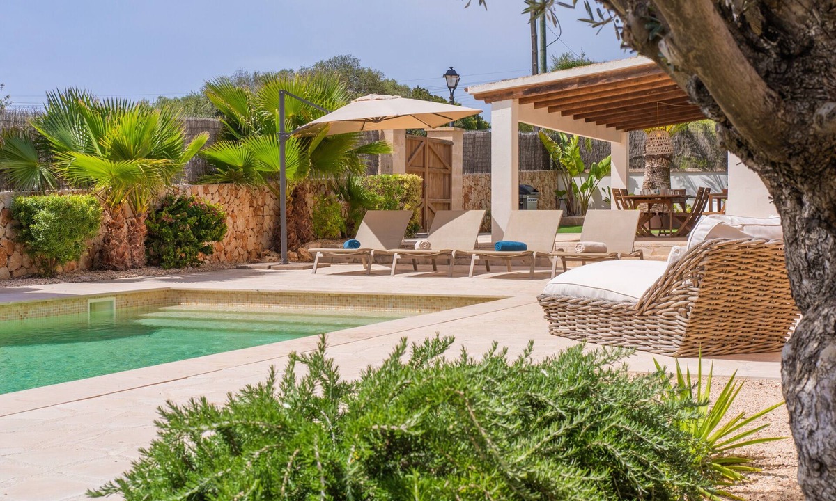 Cala Llombards House | Air-Conditioned Home Close to Beach with Beautiful Design, Pool, Terrace, Garden & Wi-Fi
