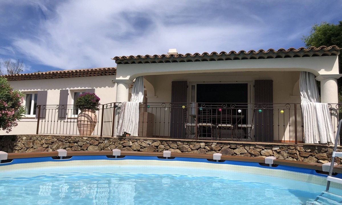 La Nartelle Villa | Air-conditioned villa, 4-star rating, Ste-Maxime residential area, golf view