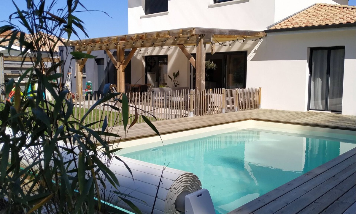 Labenne Villa | Air-conditioned villa with pool near the beach