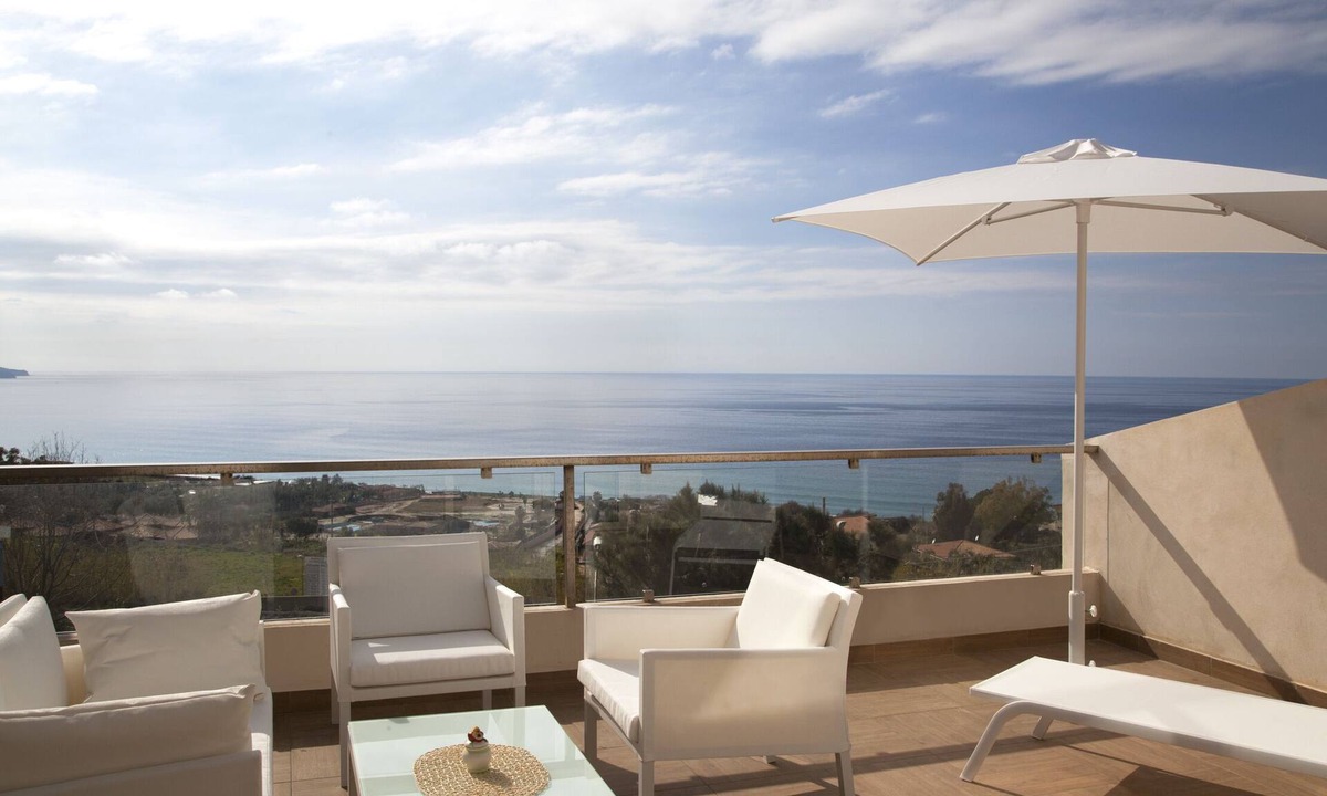 Marina di Zambrone House | Airone Residence