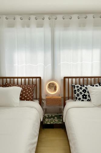 Hapjeong-dong House | Airport Bus Direct, 5min to Hongdae,Hapjeong,K-POP,Gangnam,Entire Home