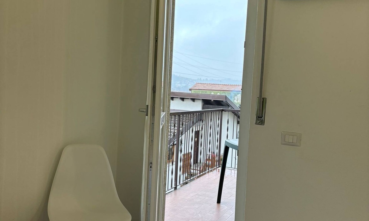 Aizurro House | Airuno Rooms