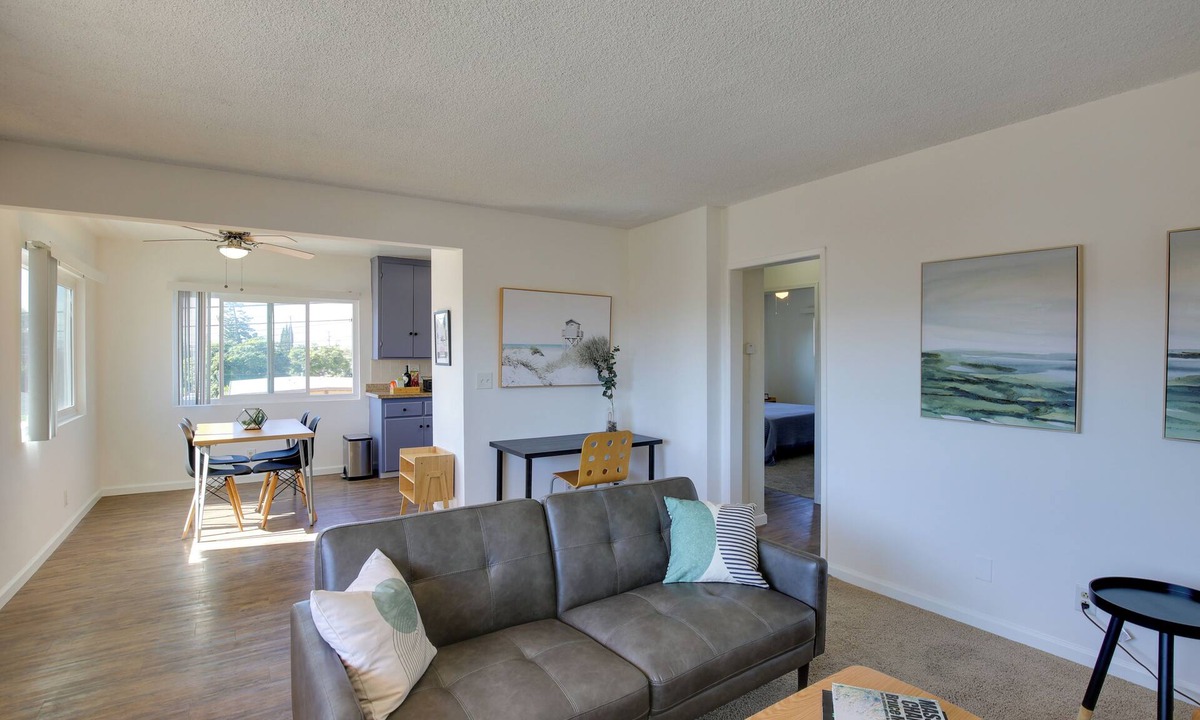 Zaferia Apartment | Airy Long Beach Condo Rental: 2 Mi to Ocean!