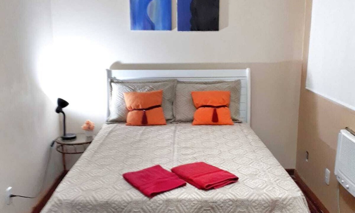 Copacabana Apartment | Airy studio apartment in Copacabana, 4 blocks from the beach.