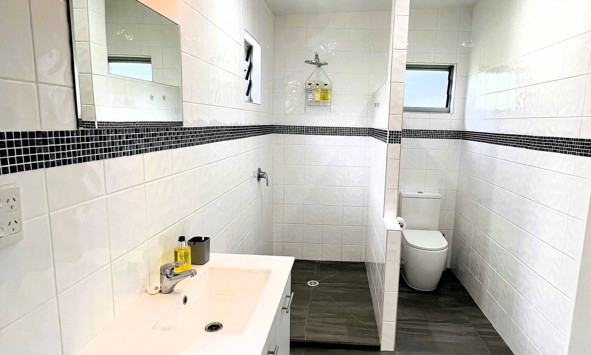 Matavera House | Ake Ake House a stylish and private retreat in the peaceful village of Matavera.