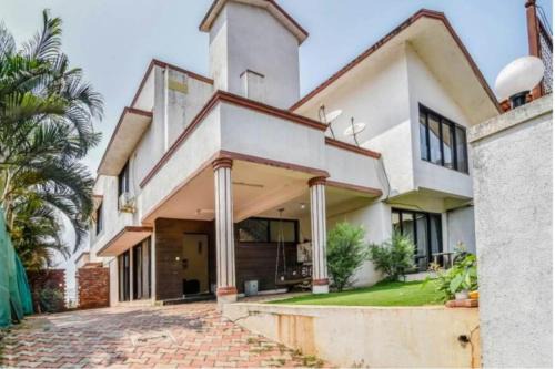 Khattalwada Villa | Akhtar Villa