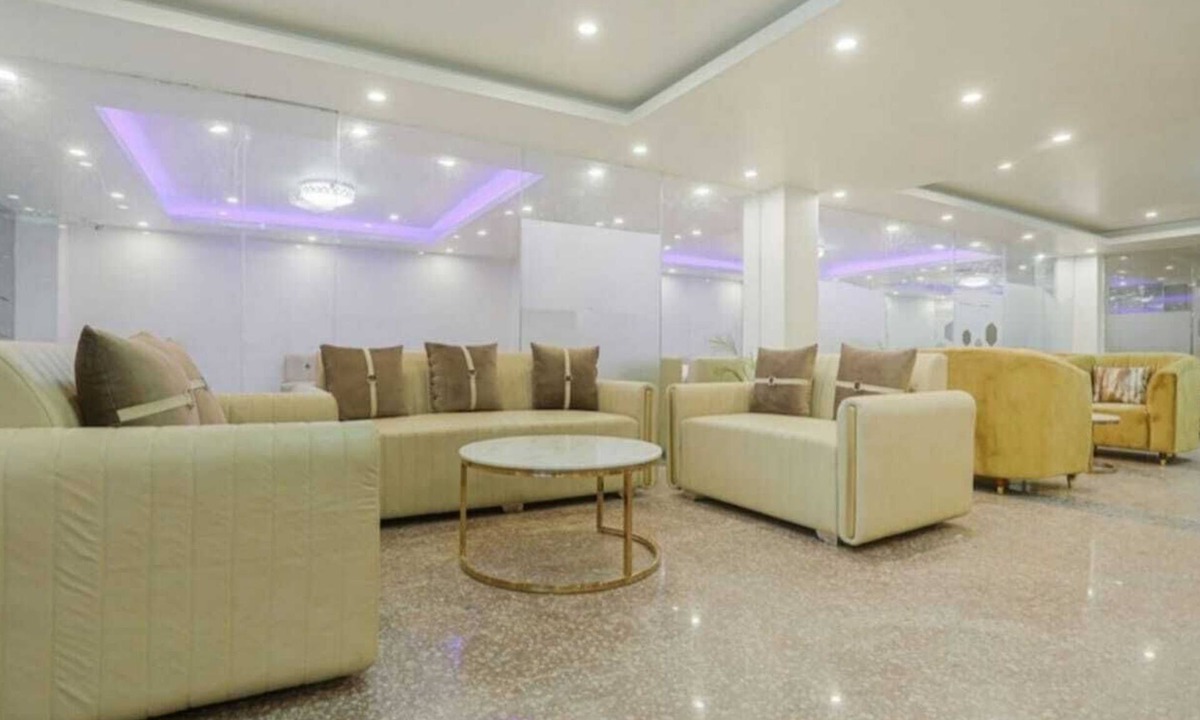 Sector 39 Hotel | Akshay Hotel