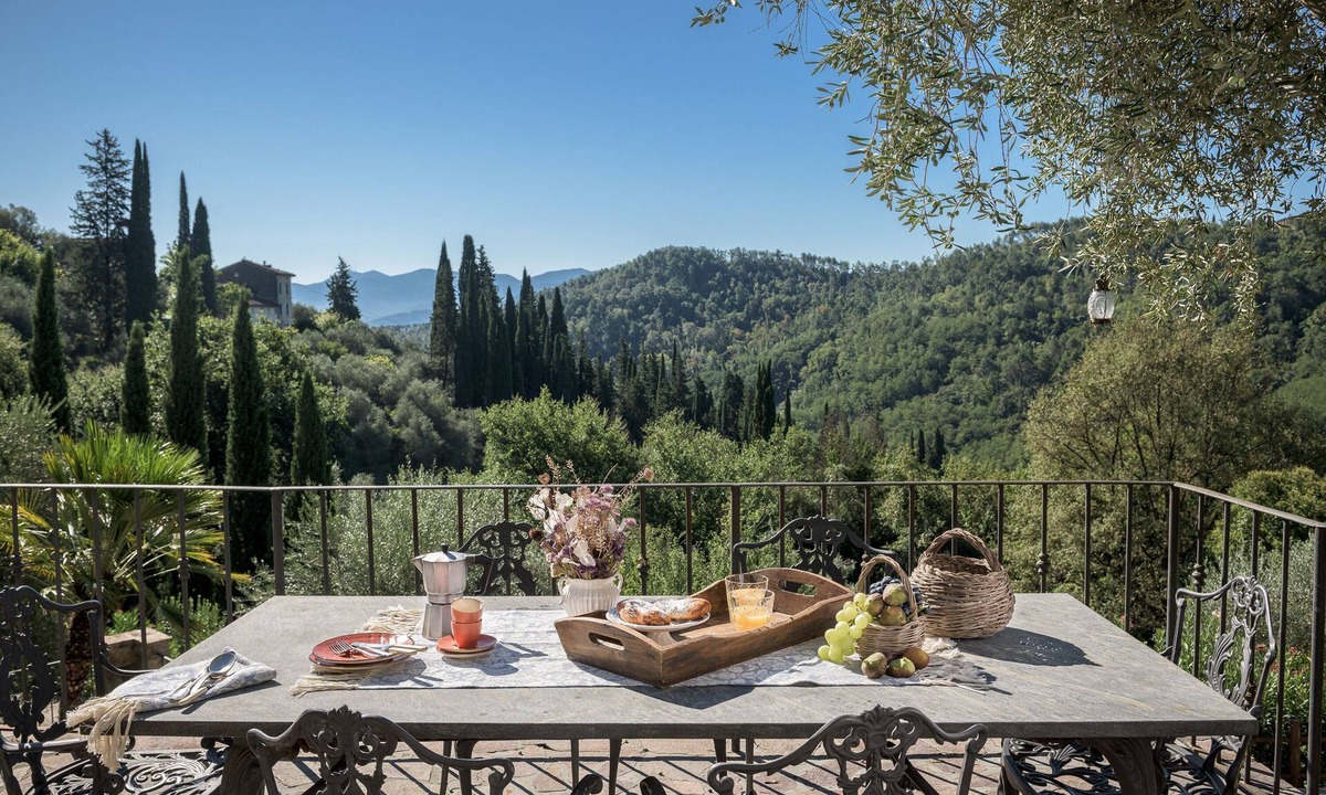 Vicopelago Villa | Al Bastini - villa with glorious views & pool, 15 mins from Lucca