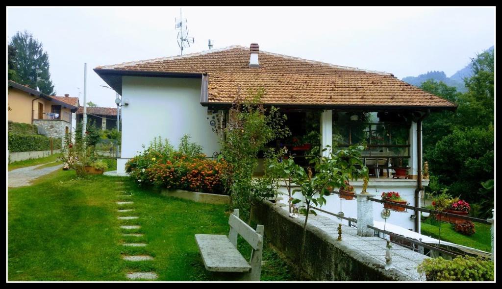 Azzio House | AL CIOS lago Maggiore