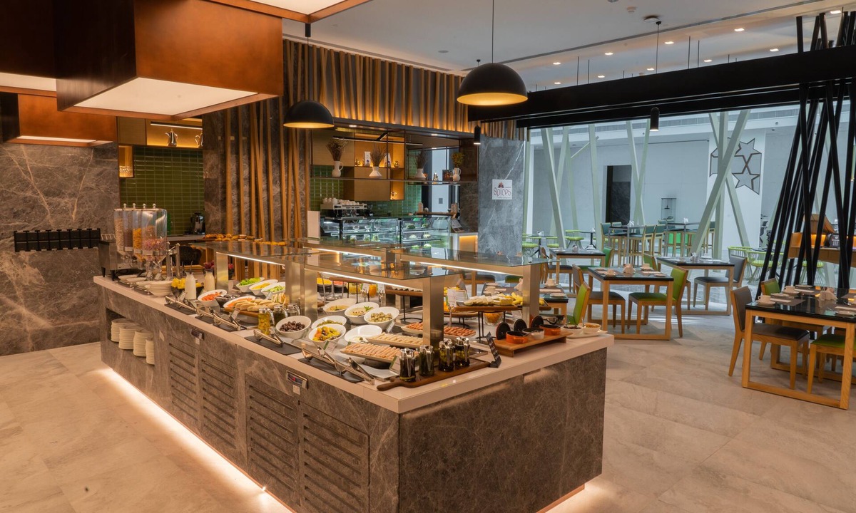 Sheikh Zayed Road Hotel | Al Khoory Courtyard Hotel