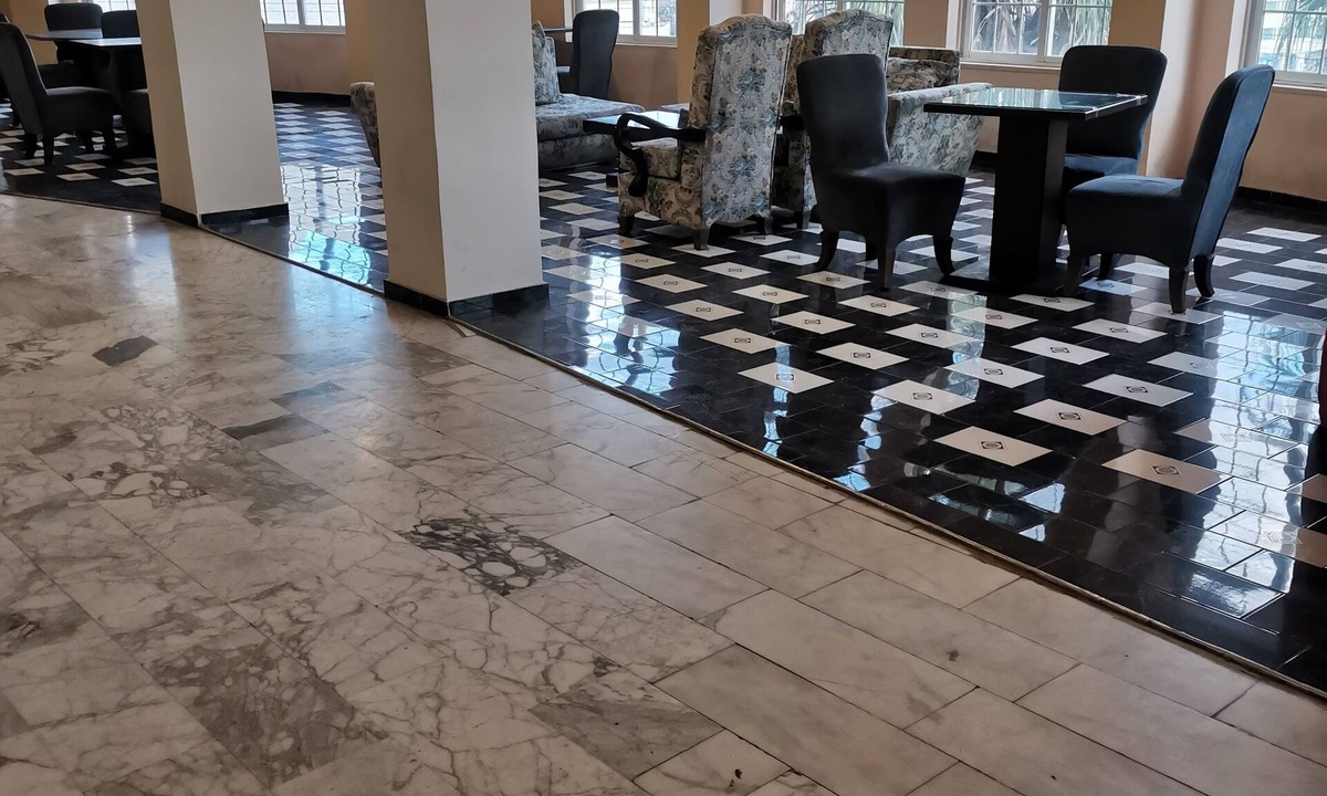 Jabal Al-Hussein Hotel | al monzer