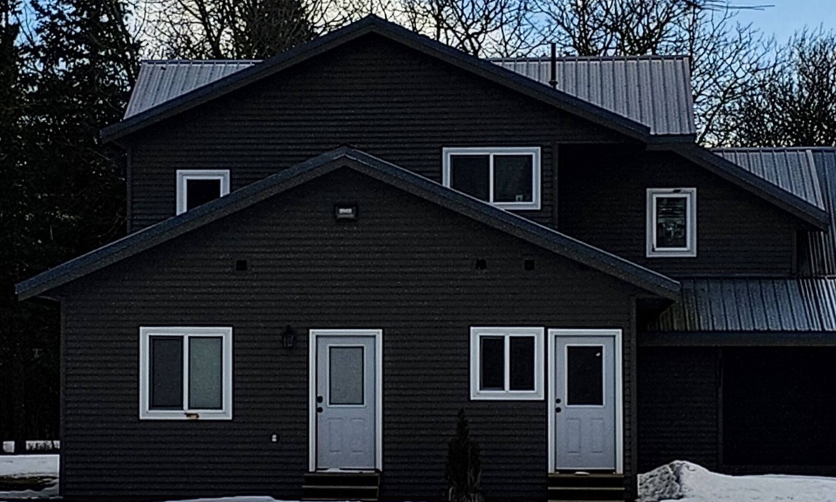 Cohoe Apartment | Alaska Summers-Apartment-Near Mouth of Kasilof