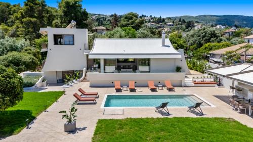 Lygia Villa | Albagiorno - Glykocharama