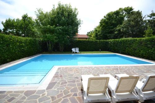 Isola Albarella Villa | Albarella villa con piscina vicina al mare
