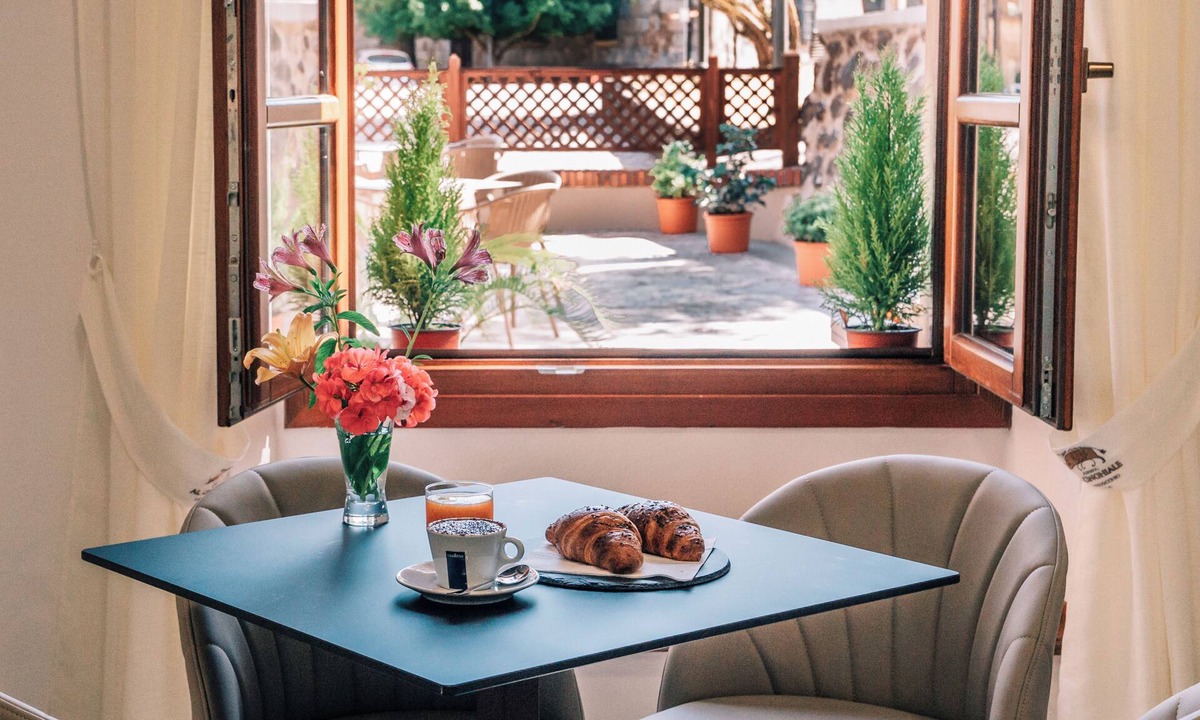 Montevecchio Hotel | Albergo Al Cinghiale