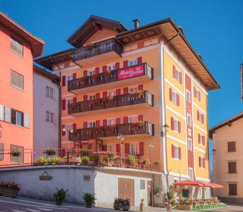 Chiesa Hotel | Albergo Corona