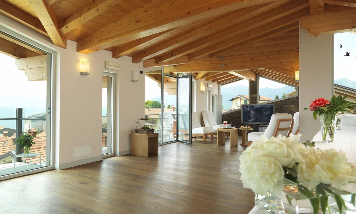 Bossico Hotel | Albergo Miralago