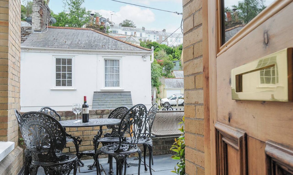 Looe Cottage | Albert House