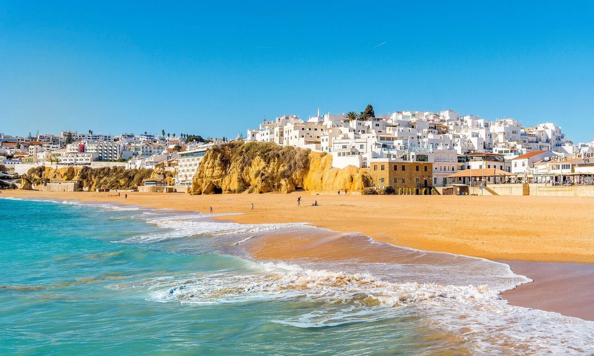 Urbanizacao dos Calicos Villa | Albufeira Summer Villa 1 by Homing