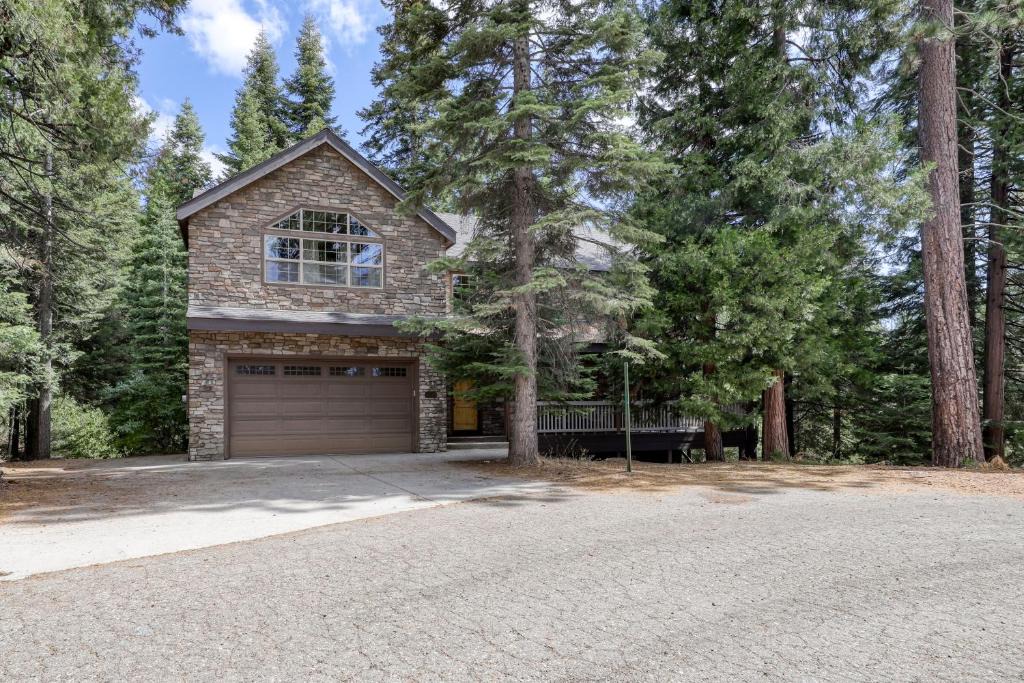 Shaver Lake House | Alderhill