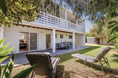 Aldinga Beach House | Aldinga Beach Breakaway - C21 SouthCoast Holidays