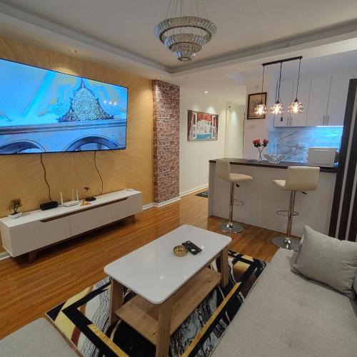 New Belgrade Apartment | Aleksandar Residence