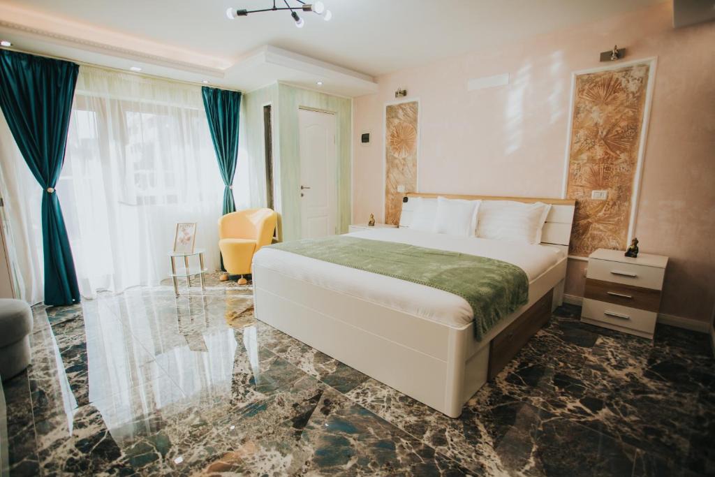 Piatra Neamt Apartment | Alessandra Studio 2