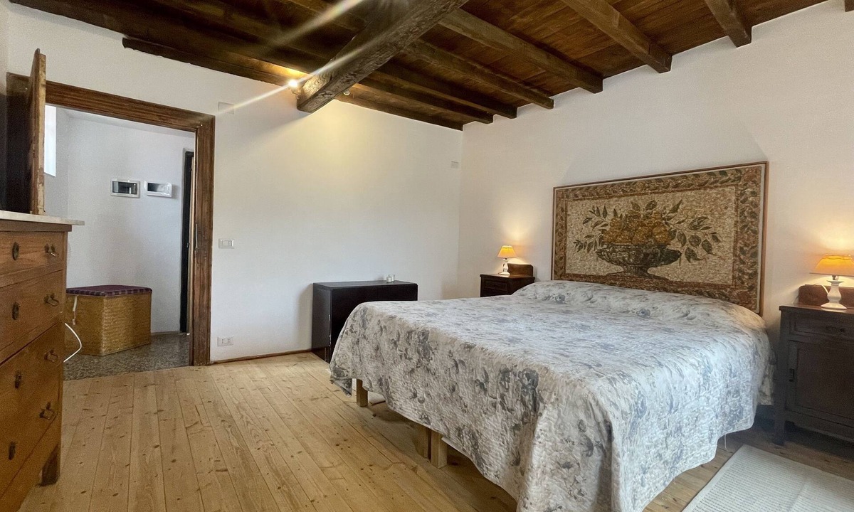 Pellio Intelvi Apartment | Alexander Place Chestnut