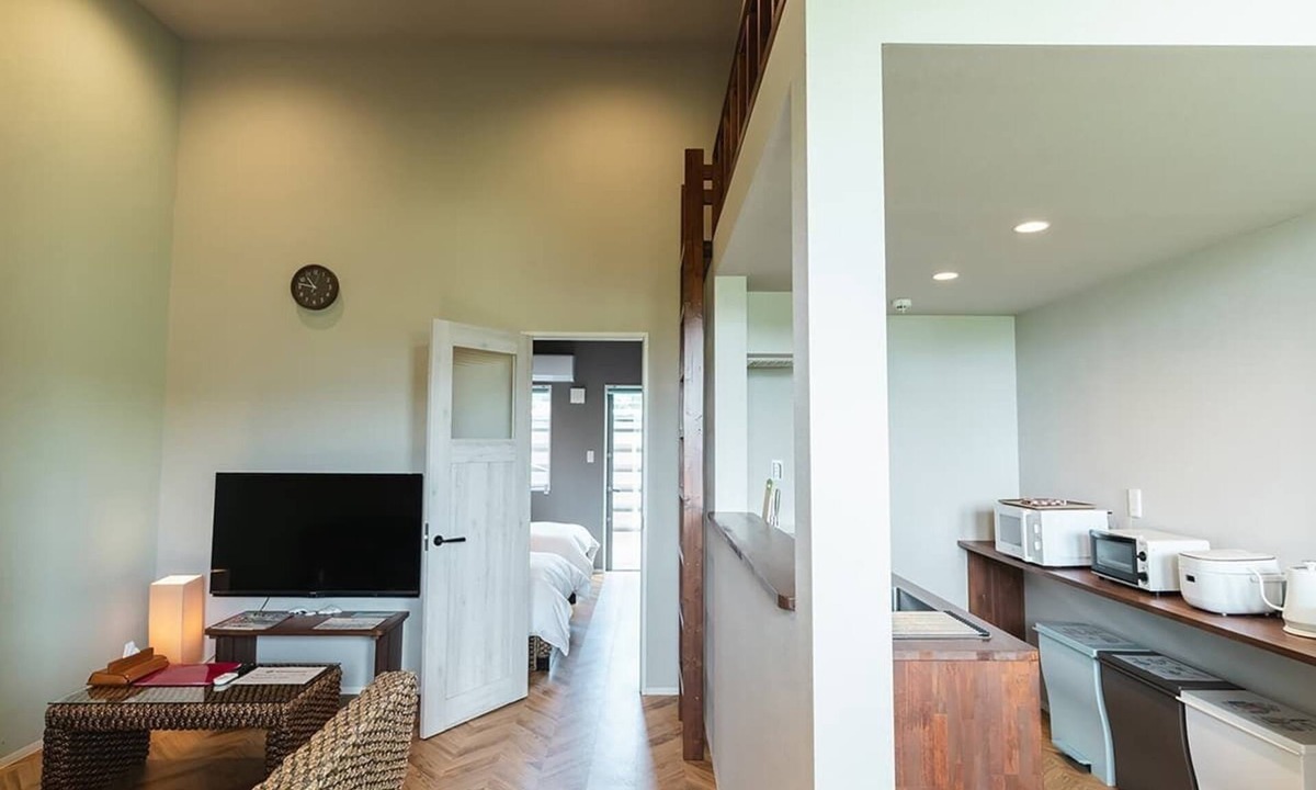 Shiraho Apartment | Alezedvilla Shiraho