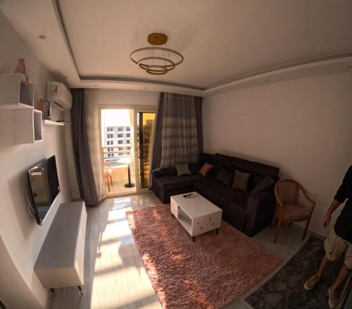 Al Mamsha El Seyahi Apartment | Alhambara compound
