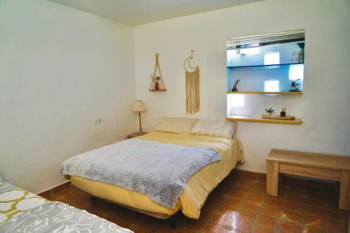 San Vicente del Raspeig House | Alicante Garden & BBQ - Estudio adosado con Jardín, Parking Privado y Relax Total