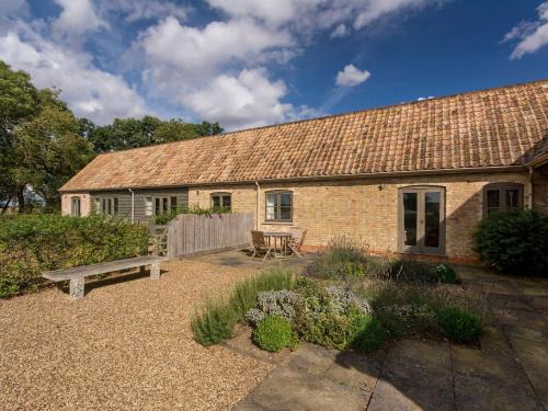 Clopton House | Alice Cottage