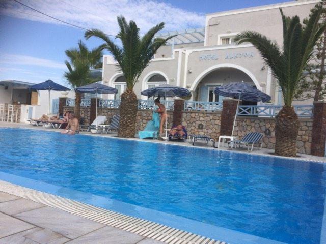 Kamari Hotel | Alkyon Hotel
