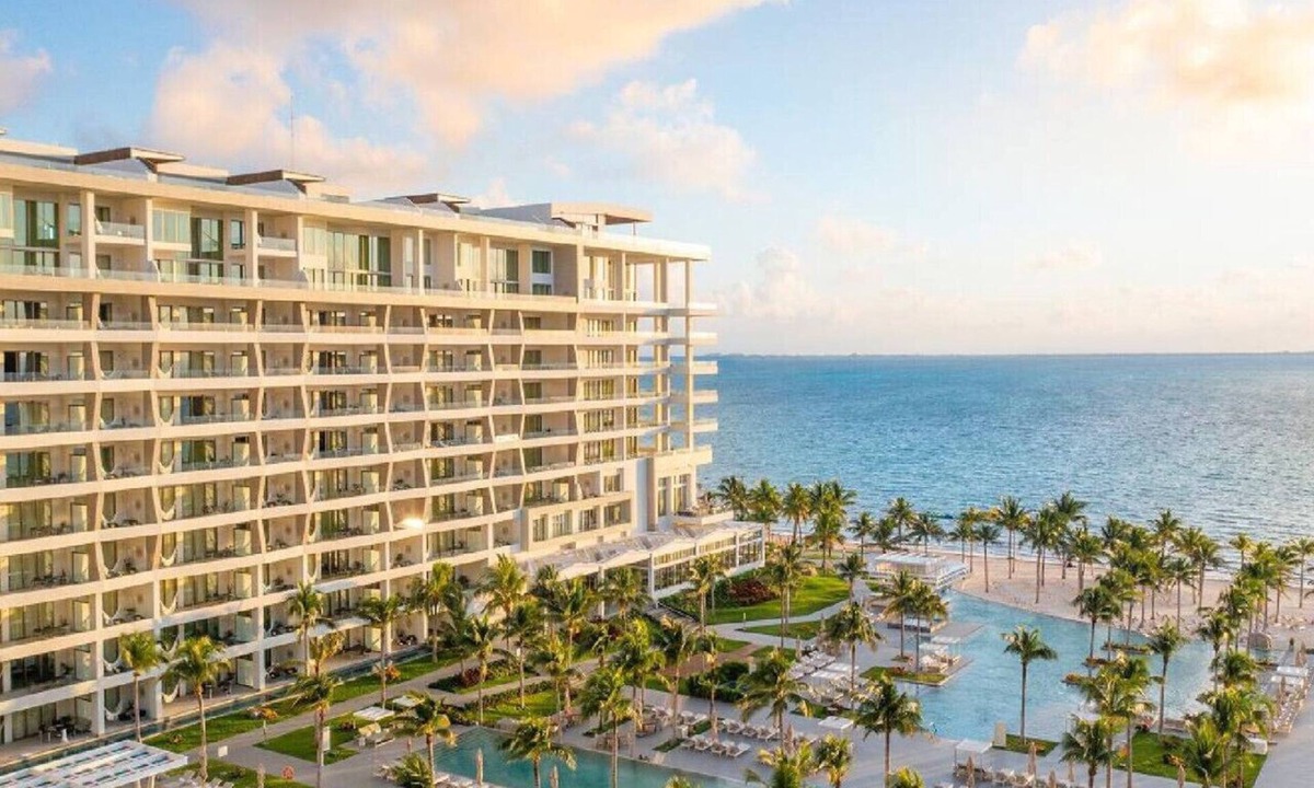 Playa Mujeres Villa | 🌞 All-Inclusive Optional OceanFront Beach Resort Jr.Vls 🏖️ ~ 𝕏 @MyBeachSuites